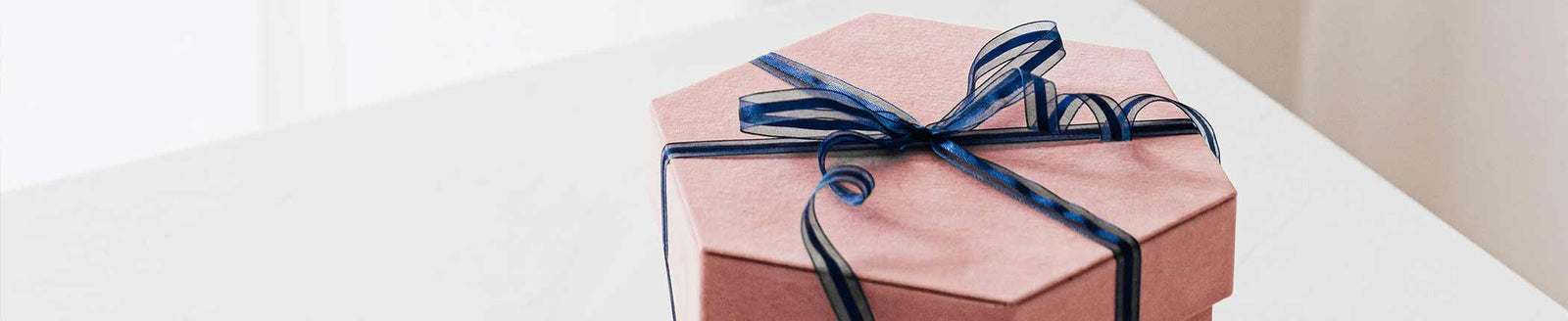 30th Birthday Presents; 10 Gifts for Her