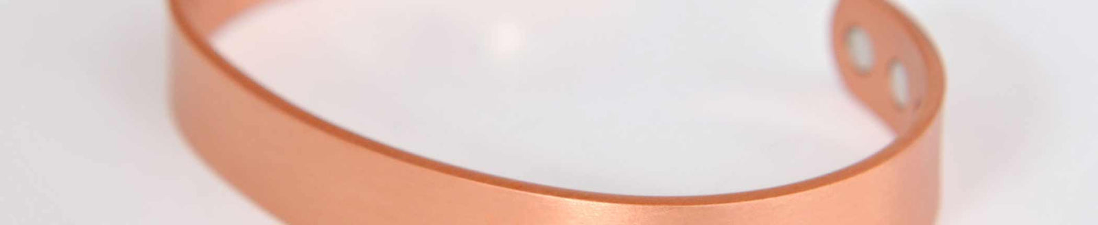 Quiz: Which men’s magnetic bracelet suits your lockdown style?