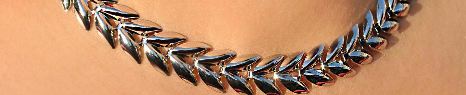 Statement necklaces; Top 10