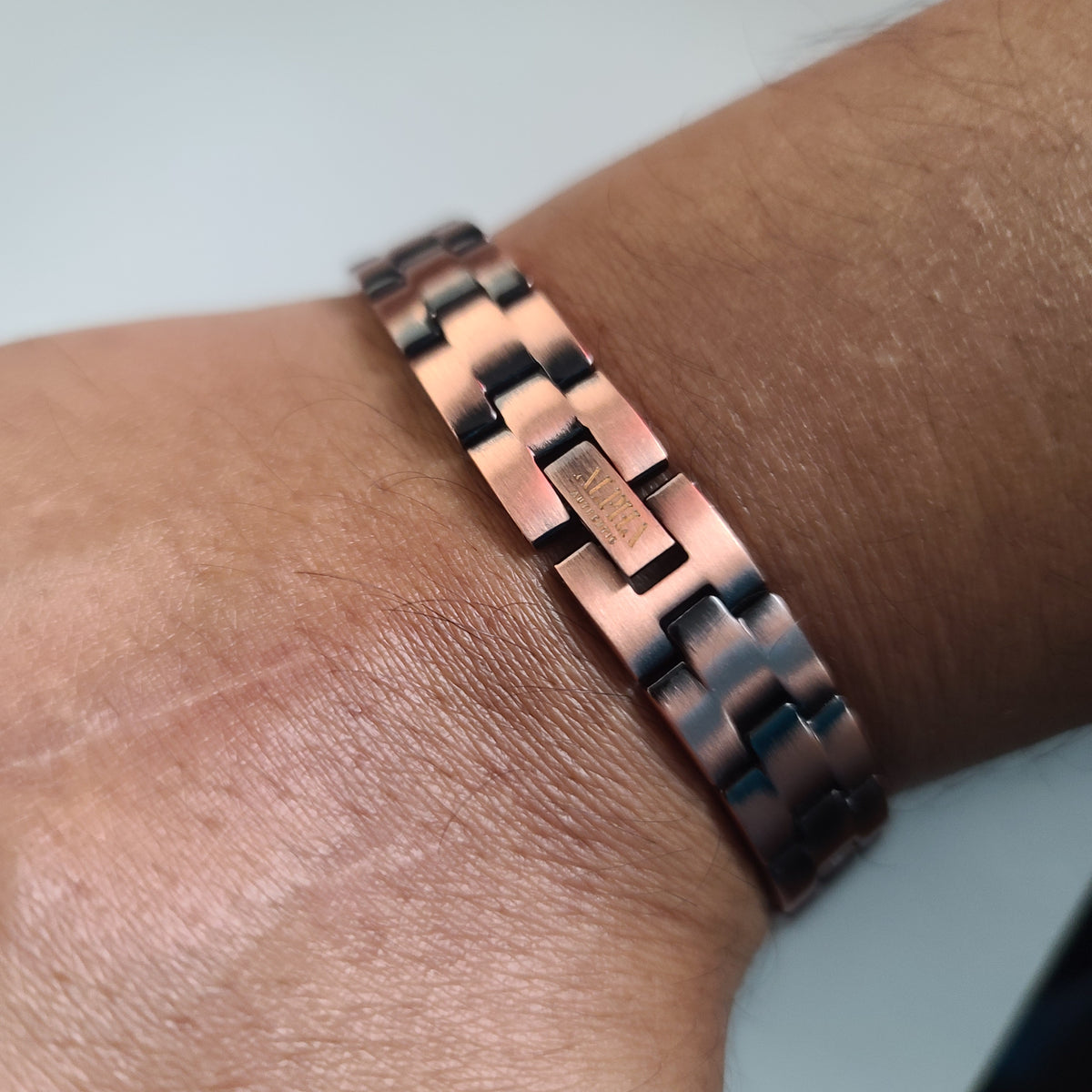 Pure Copper Magnetic Bracelet Gift for Parents - China Bracelet Magnetic  and Copper Magnetic Bracelet for Her price | Made-in-China.com