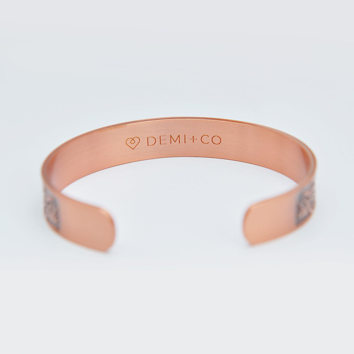 Celtic bangle magnetic