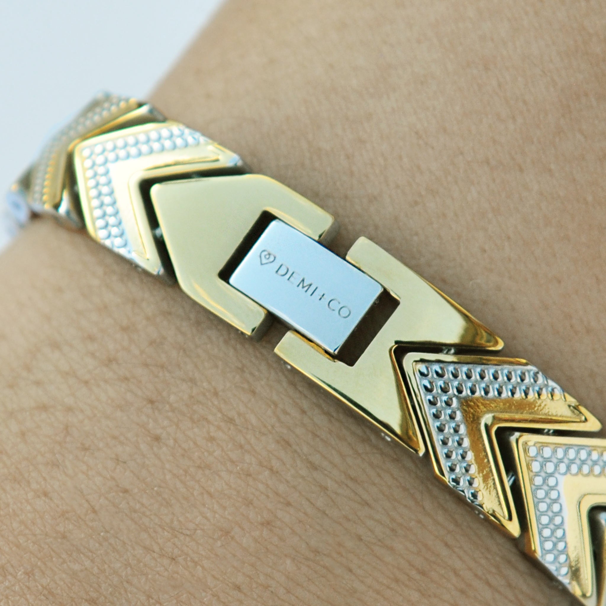 gold magnetic bracelet