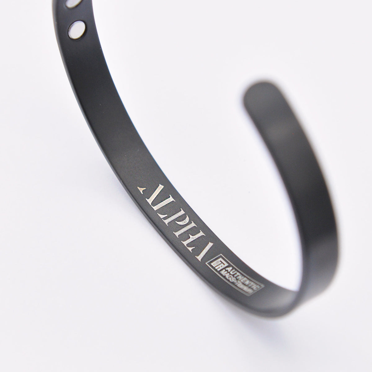 mens titanium bracelet