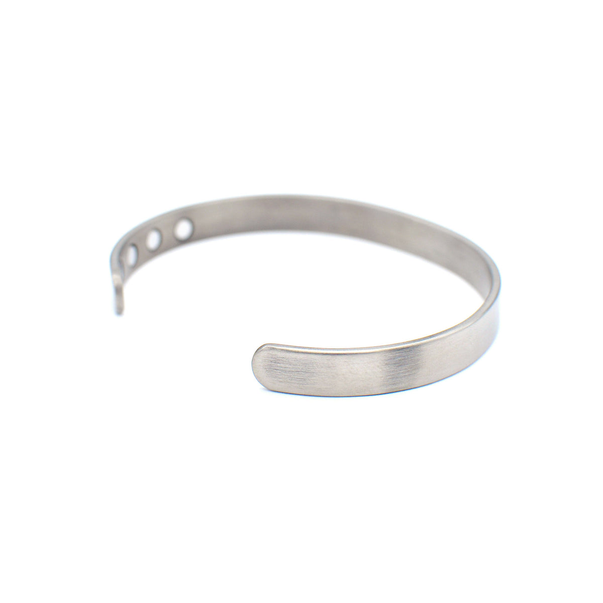 magnetic titanium bangle 