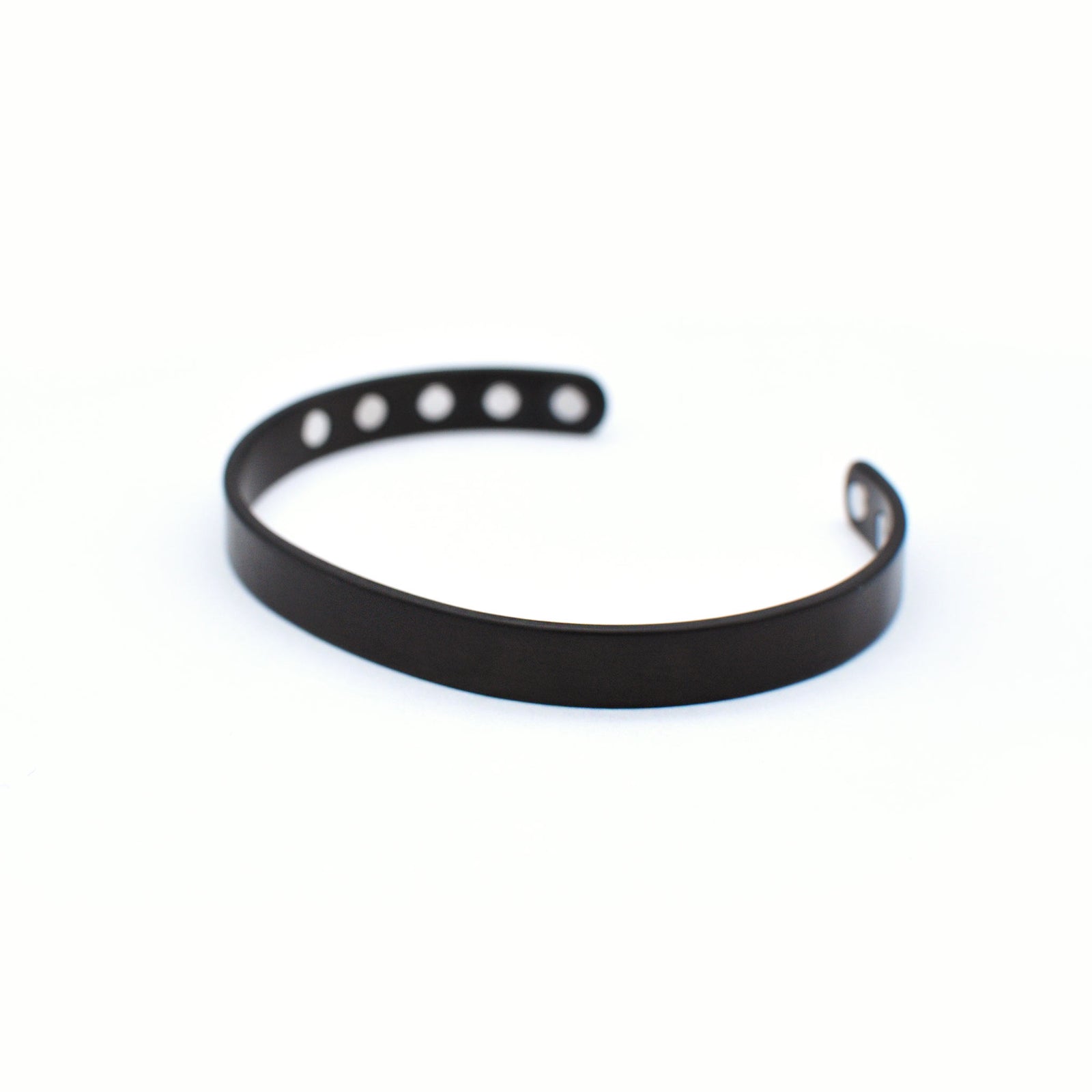 magnetic titanium bracelet 