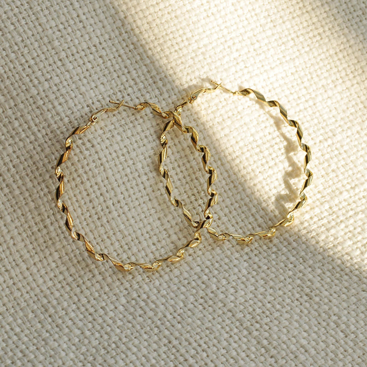 Chunky gold hoop earrings