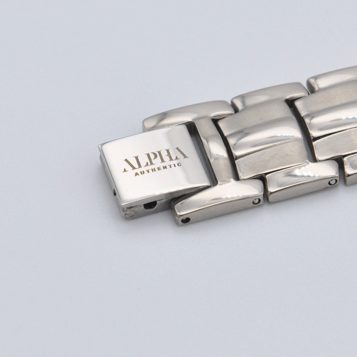 Theo titanium magnetic bracelet