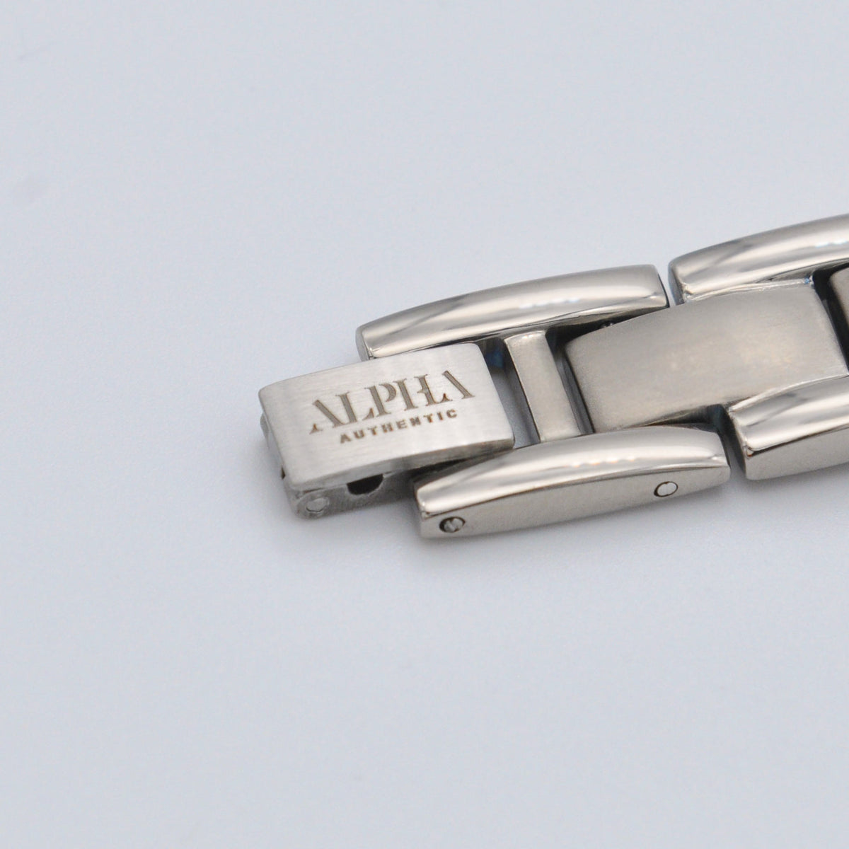 Leo titanium magnetic bracelet