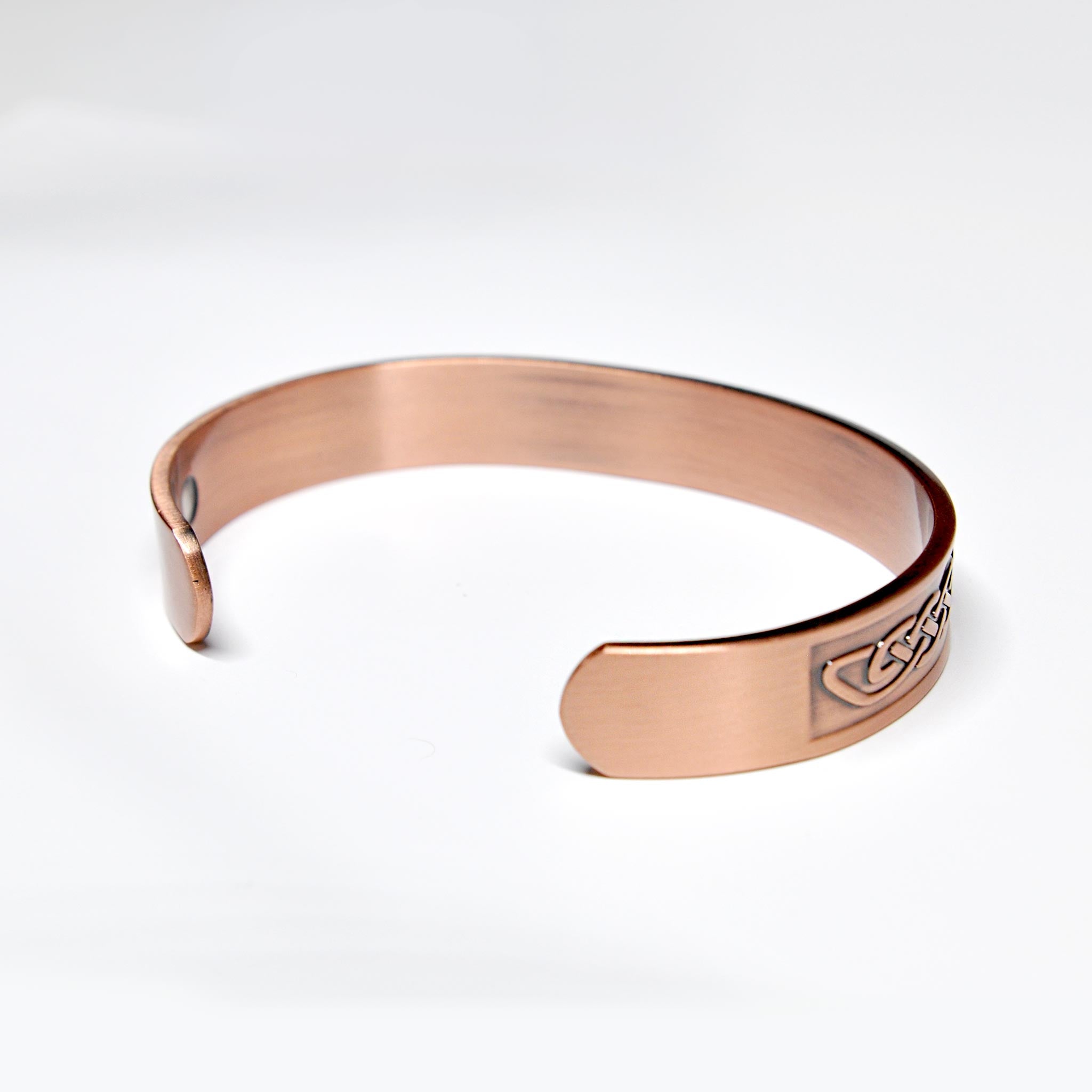 copper bracelet with magnets 