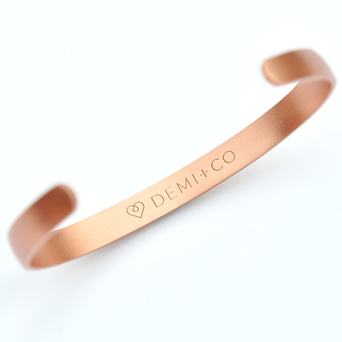 Muse copper bracelet with magnets