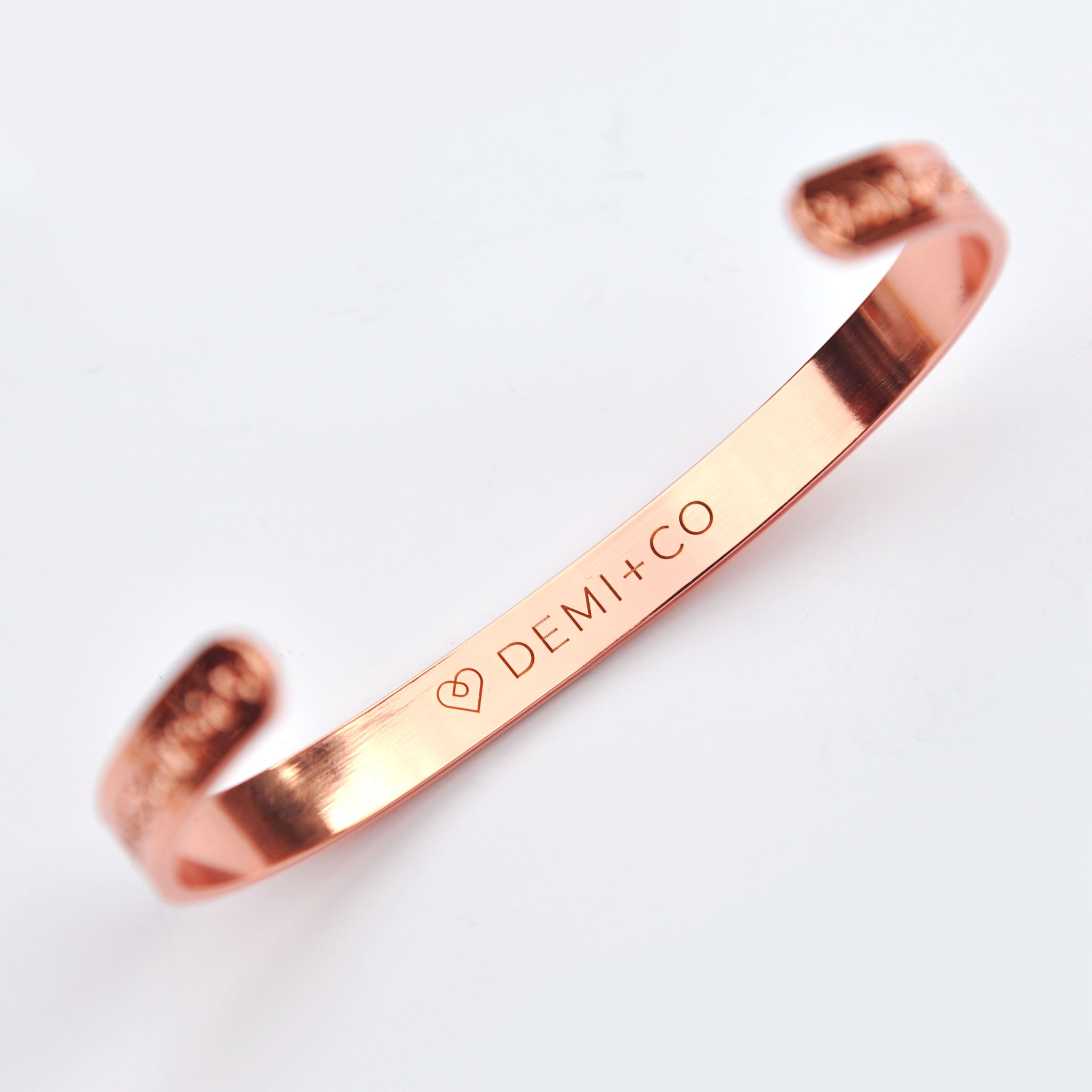womens magnetic copper bangle