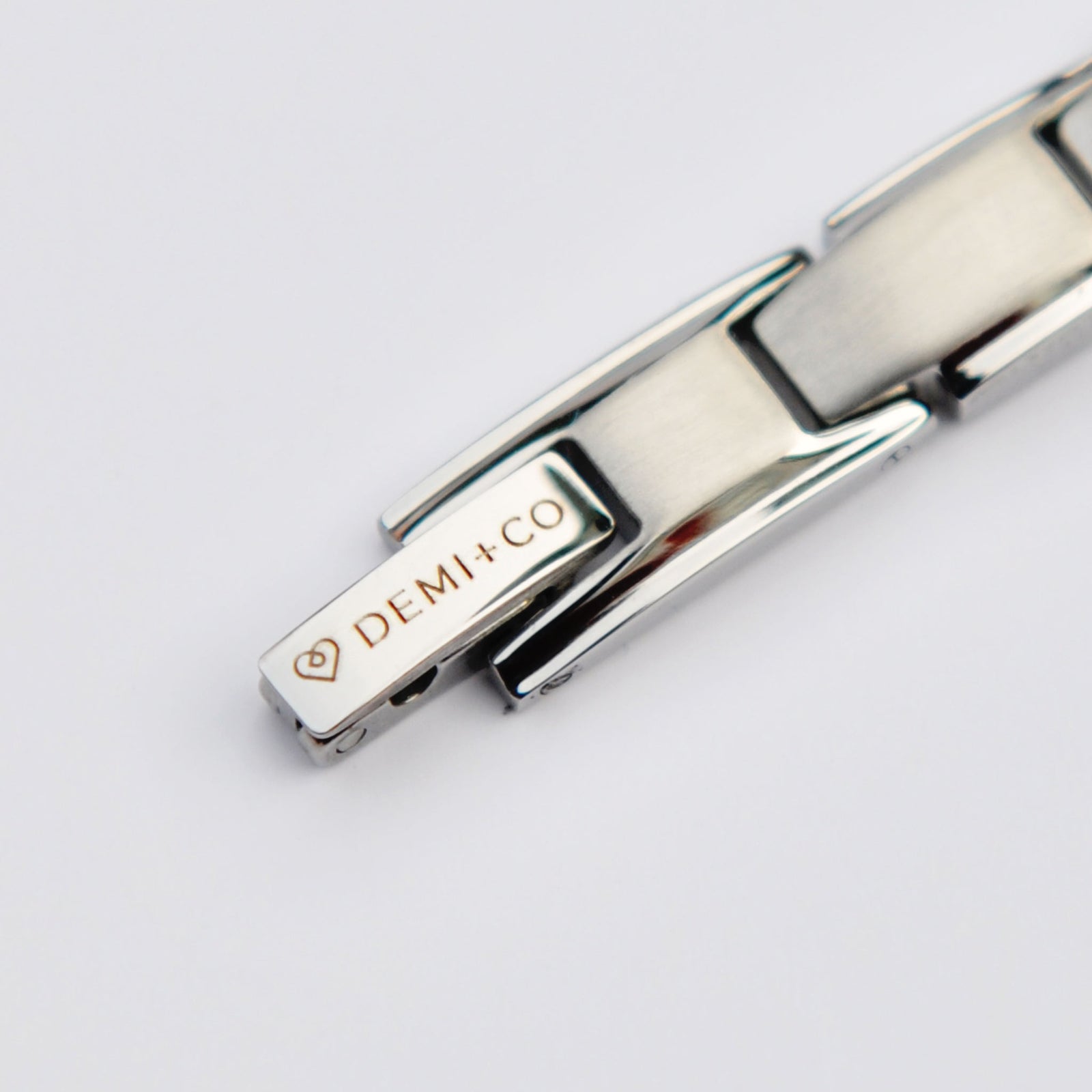 ladies stainless steel bracelet