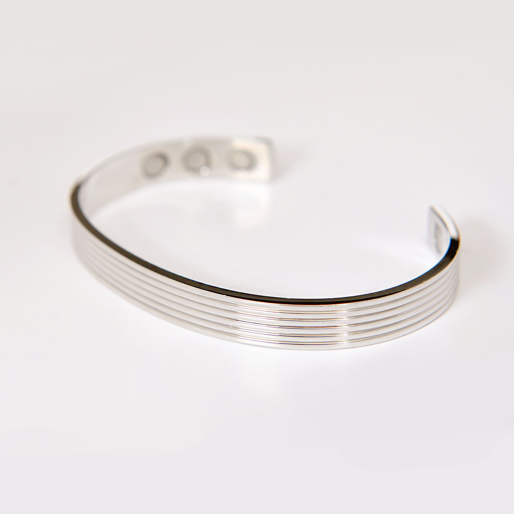 magnetic bracelet for ladies