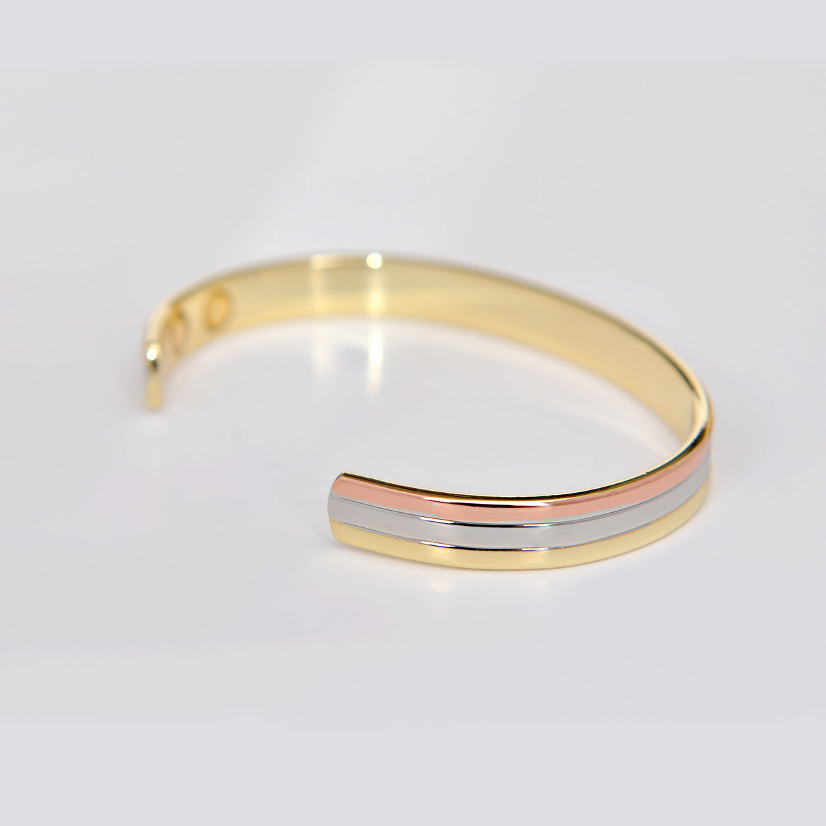 magnetic bracelet for ladies