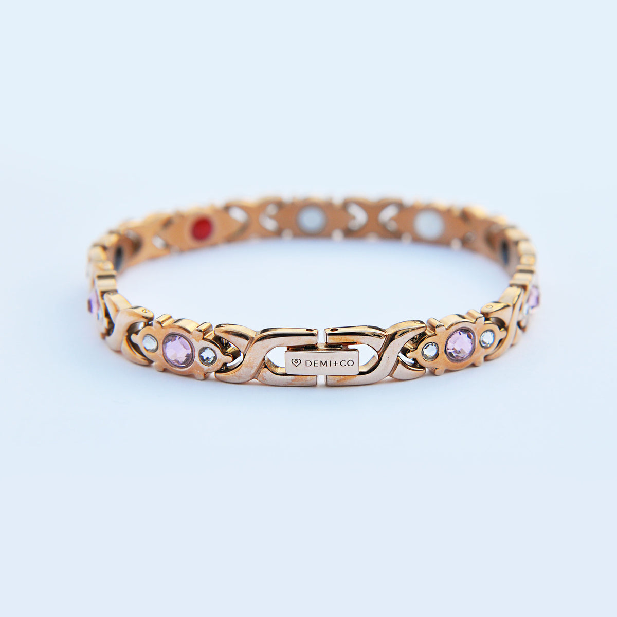 Ladies magnetic bracelet for arthritis