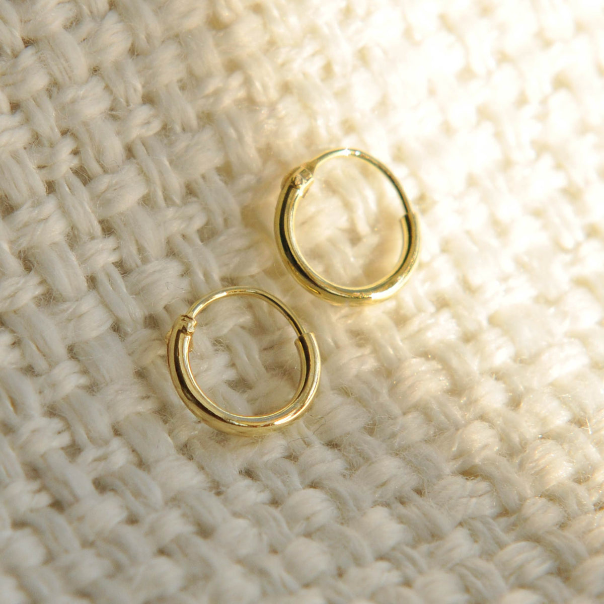 small 6mm gold hoop earrings
